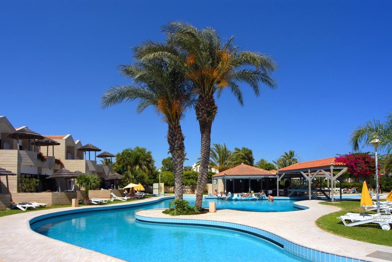 Palm Beach Hotel & Bungalows Larnaca Bilik gambar